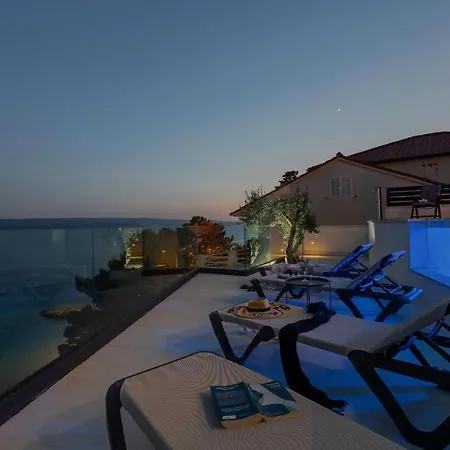 Smilje Villa Pisak